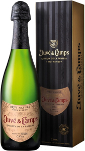 Игристое вино Juve y Camps, Cava "Reserva de la Familia" Gran Reserva Brut Nature, 2017, gift box