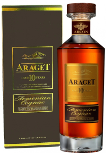 Коньяк "Araget" 10 Years Old, gift box, 0.5 л