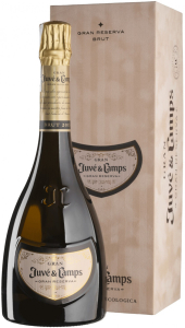 Игристое вино Juve y Camps, Gran Reserva Brut, Cava DO, 2016, gift box