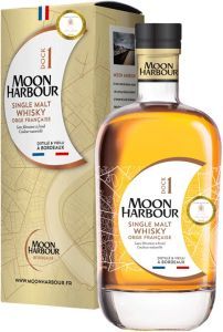 Виски Moon Harbour, "Dock 1" Single Malt Chateau Haut-Bergeron, gift box, 0.7 л