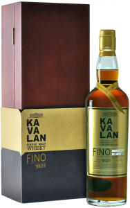 Виски Kavalan, "Solist" Fino Sherry Cask (58,6%), wooden box, 0.7 л