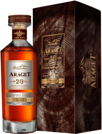 Коньяк "Araget" 20 Years Old, gift box, 0.5 л