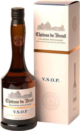 Кальвадос Chateau du Breuil, V.S.O.P., Pays d'Auge AOC, gift box, 0.7 л