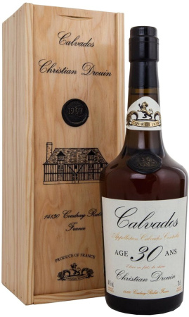 Кальвадос Coeur de Lion Calvados 30 ans, wooden box, 0.7 л