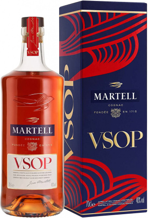 Коньяк "Martell" VSOP Aged in Red Barrels, gift box, 0.5 л