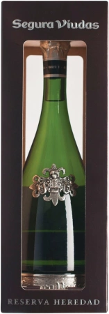 Игристое вино Segura Viudas, Cava Brut Reserva "Heredad", gift box